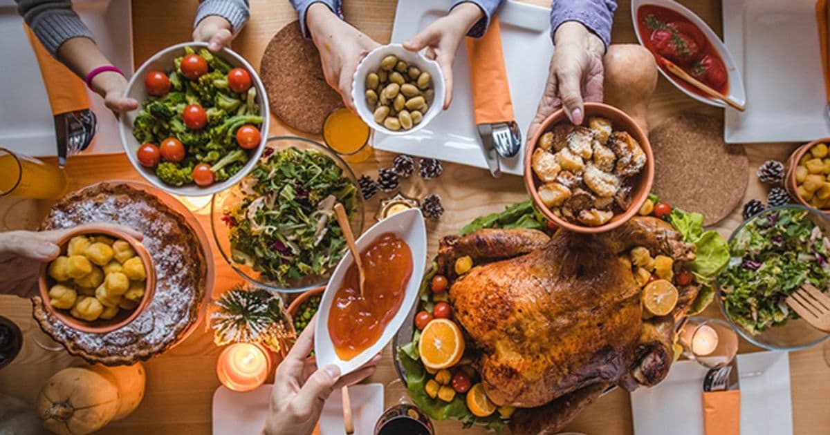 Thanksgiving Drinks: Refreshing Ideas for Your Holiday Table