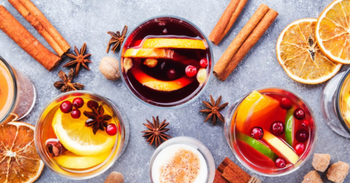 Thanksgiving Drinks: Refreshing Ideas for Your Holiday Table